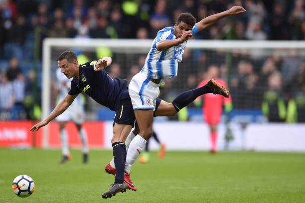 防守方的应 防守方的应